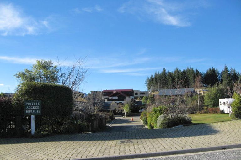 Photo of property in 12 Scaife Place, Wanaka, 9305