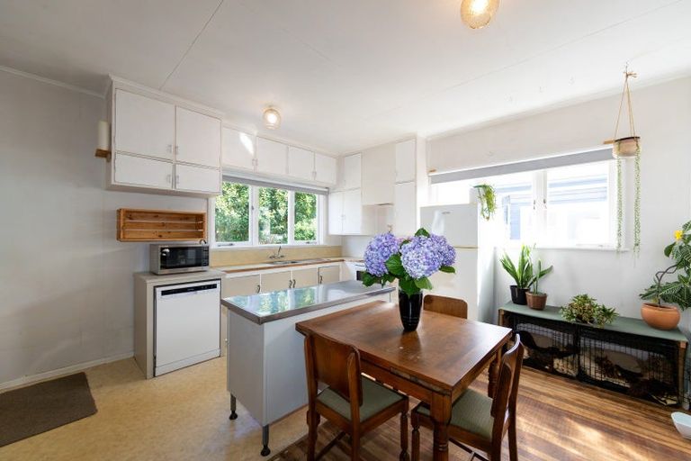 Photo of property in 263 Kennedy Road, Onekawa, Napier, 4110