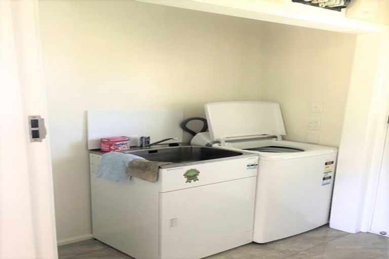 Photo of property in 16 Rochford Place, Bryndwr, Christchurch, 8052