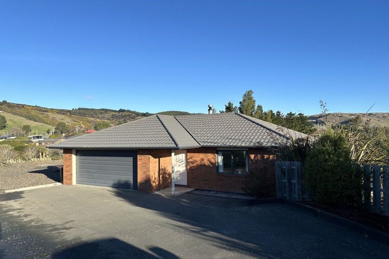 Photo of property in 30 Titri Road, Waihola, Outram, 9073