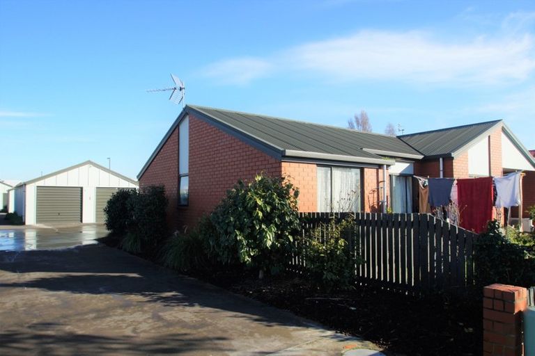 Photo of property in 214a Breezes Road, Aranui, Christchurch, 8061