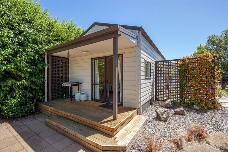 Photo of property in 1/11 Gibbs Place, Kinloch, Taupo, 3377