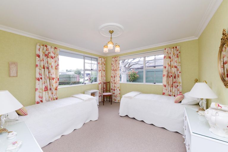 Photo of property in 453 Ruahine Street, Terrace End, Palmerston North, 4410