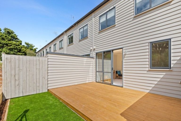 Photo of property in 28 Matairangi Avenue, Totara Heights, Auckland, 2105