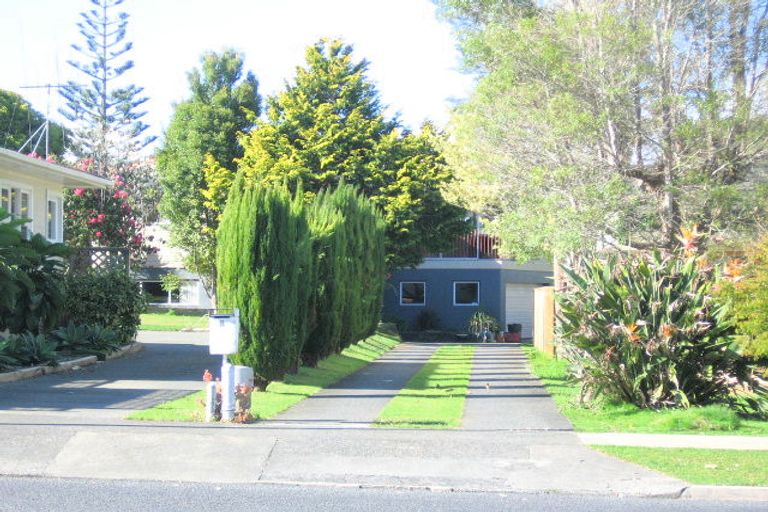 Photo of property in 8 Fairway Drive, Te Kamo, Whangarei, 0112