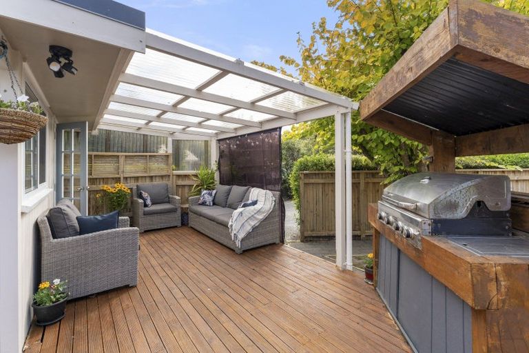 Photo of property in 15 Ruru Road, Otaihanga, Paraparaumu, 5036