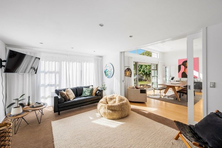 Photo of property in 15 Hunt Place, Albert Town, Wanaka, 9305