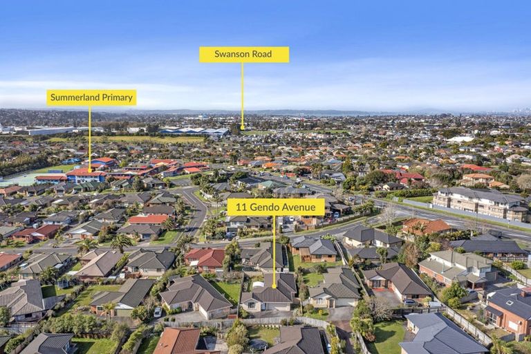 Photo of property in 11 Gendo Avenue, Henderson, Auckland, 0612