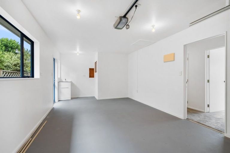 Photo of property in 15 Pine Park Road, Onerahi, Whangarei, 0110