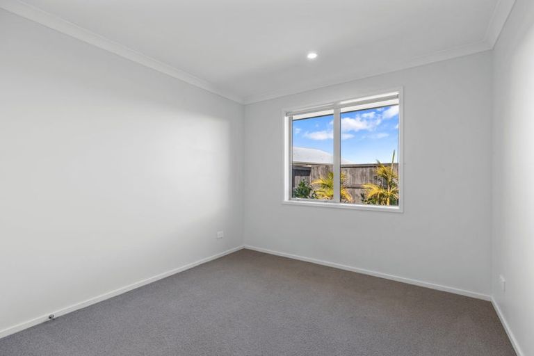 Photo of property in 12 Bill Miller Drive, Papamoa, 3118