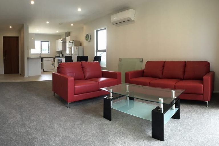 Photo of property in 6a Tonga Place, Riccarton, Christchurch, 8041