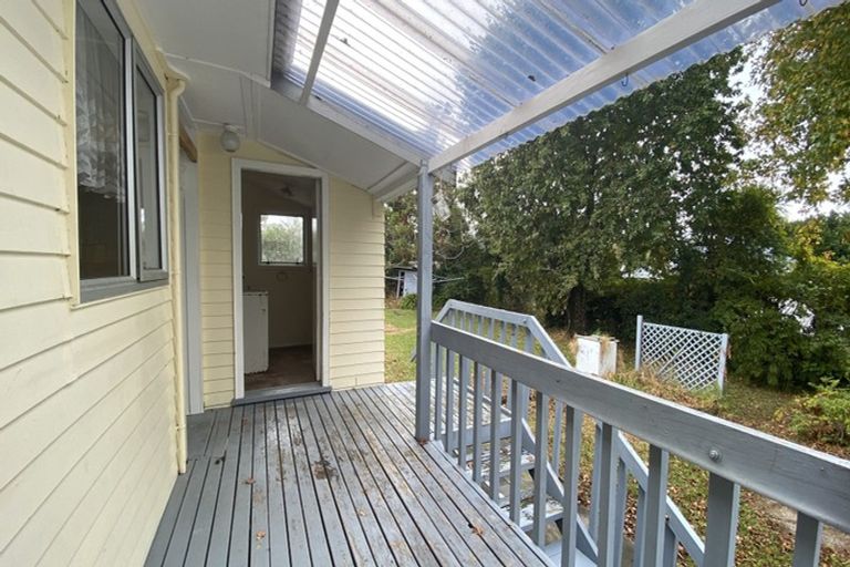 Photo of property in 26 Kirrie Avenue, Te Atatu South, Auckland, 0610