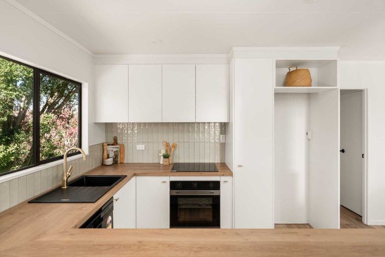 Photo of property in 14 Hastings Street, Te Puke, 3119