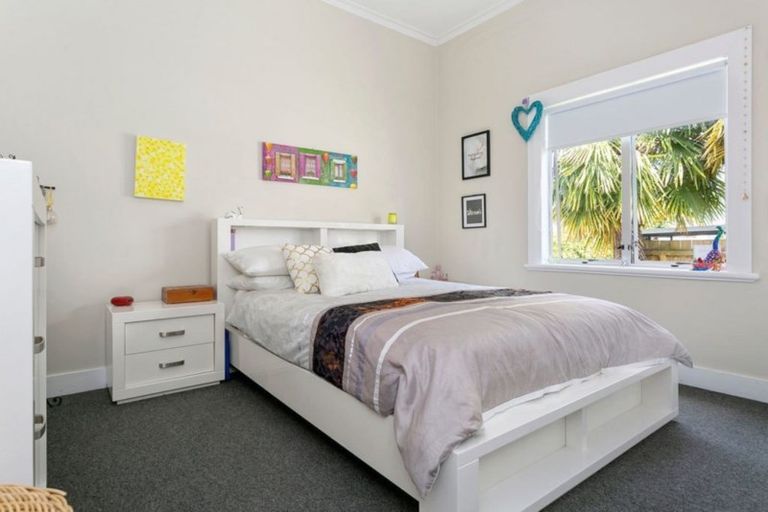 Photo of property in 78 Thornton Road, Cambridge, 3434