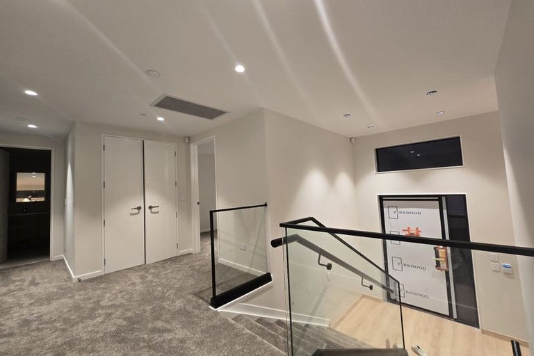 Photo of property in 14b Isobel Road, Greenhithe, Auckland, 0632