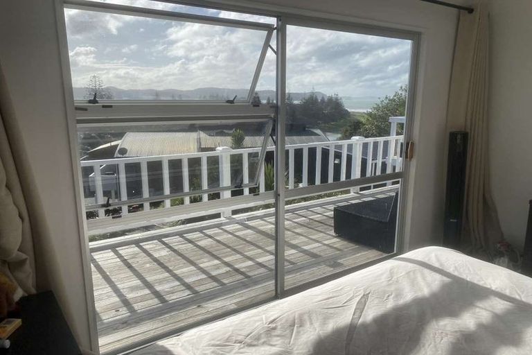 Photo of property in 44 Amorino Drive, Red Beach, 0932