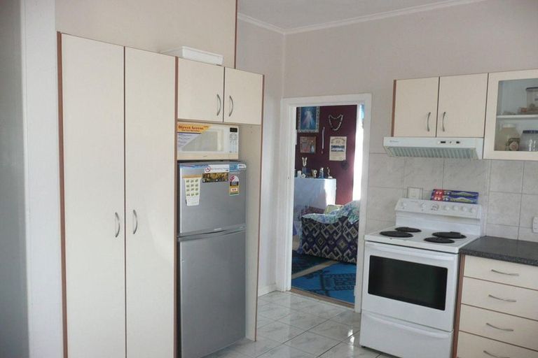 Photo of property in 6 Ballance Avenue, Papatoetoe, Auckland, 2104