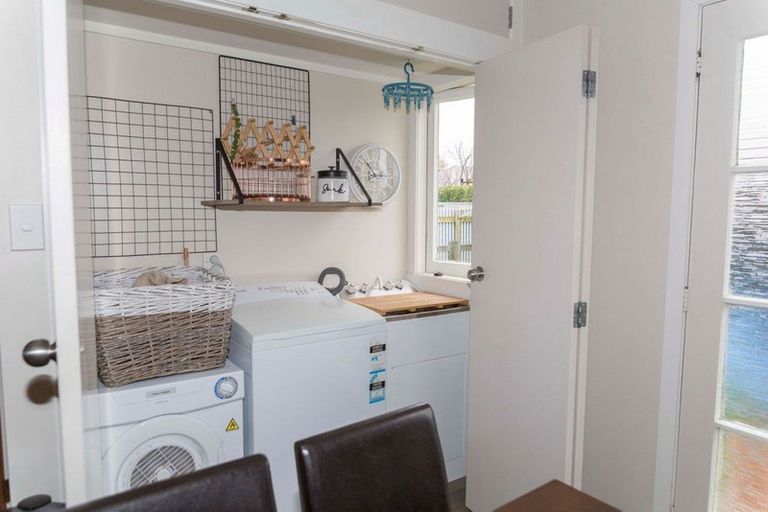 Photo of property in 21a Burns Street, Dannevirke, 4930