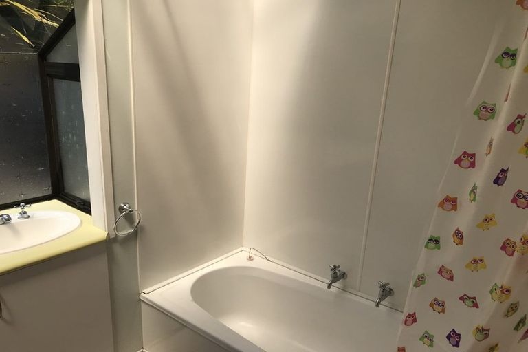 Photo of property in 8b Fairlie Grove, Te Puna, Tauranga, 3174