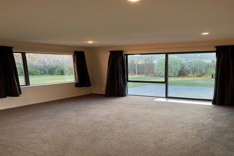 Photo of property in 12 Stationmasters Way, Prebbleton, 7604