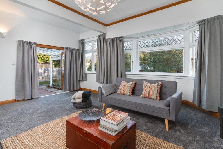 Photo of property in 28 Wakefield Street, Featherston, 5710