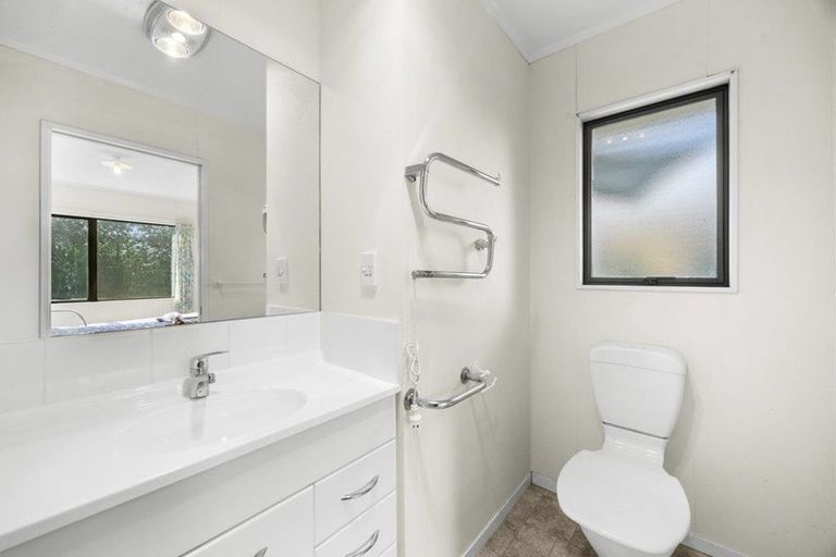 Photo of property in 109 Pooks Road, Ranui, Auckland, 0612