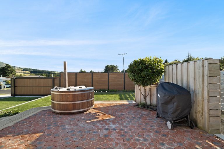 Photo of property in 28 Delta Drive, Waldronville, Dunedin, 9018