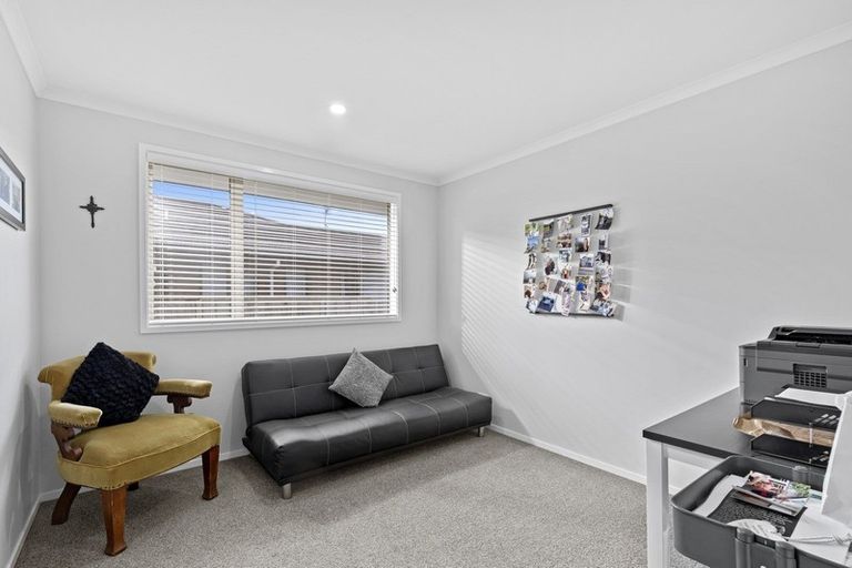 Photo of property in 11 Orchard Terrace, Riverhead, 0820