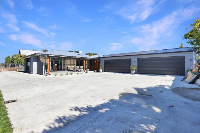 Photo of property in 27 Oak Grove, Ashburton, 7700
