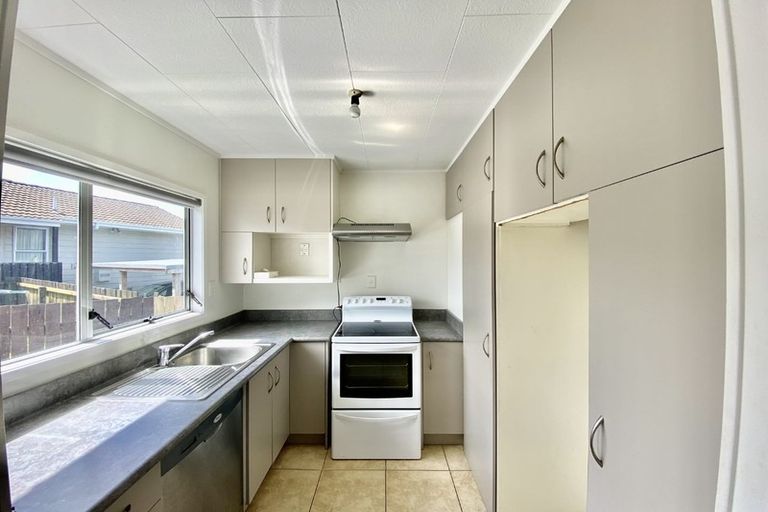 Photo of property in 219 Mahia Road, Wattle Downs, Auckland, 2103