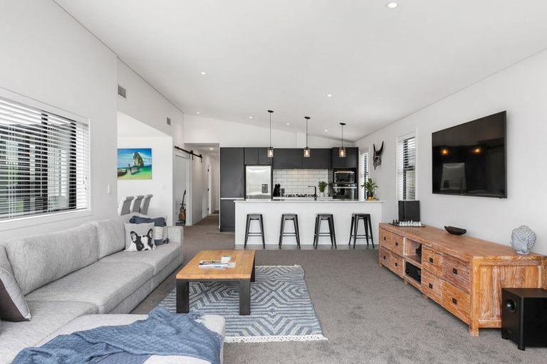 Photo of property in 27 Hastings Road, Pyes Pa, Tauranga, 3112