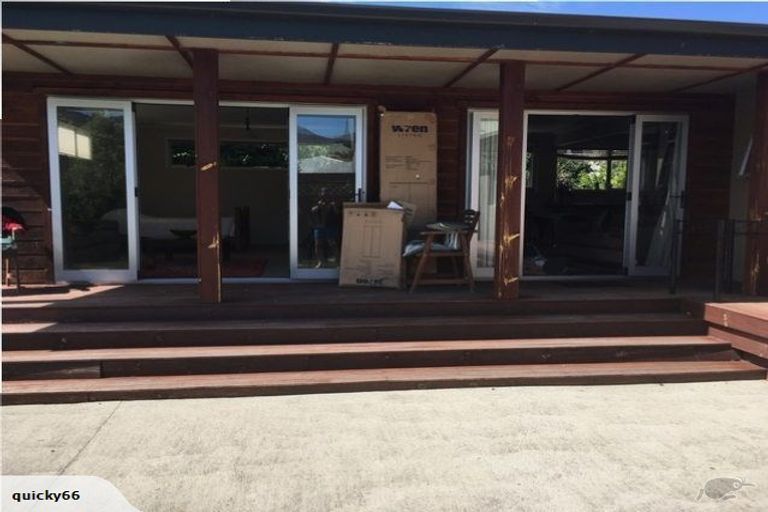 Photo of property in 14 Frye Crescent, Albert Town, Wanaka, 9305