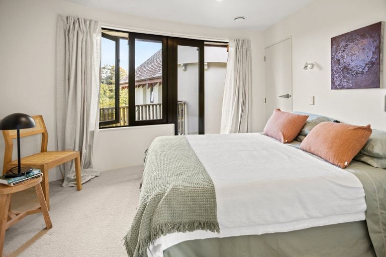 Photo of property in 16 James Clendon Place, Okiato, Russell, 0272