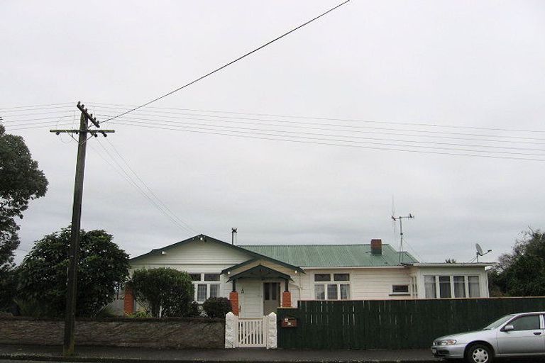Photo of property in 27 Victoria Street, Levin, 5510