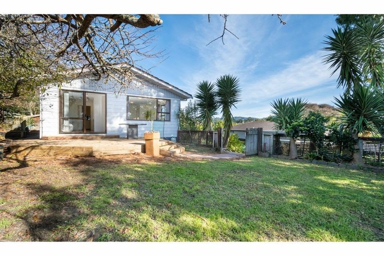 Photo of property in 4 Kellett Road, Ranui, Auckland, 0612