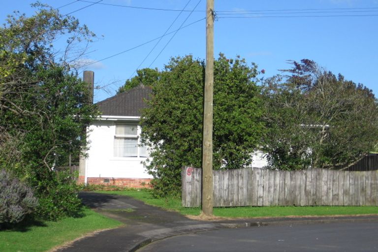 Photo of property in 6 Terry Place, Otara, Auckland, 2023