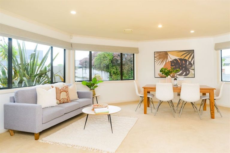 Photo of property in 3 Virginia Grove, Milson, Palmerston North, 4414