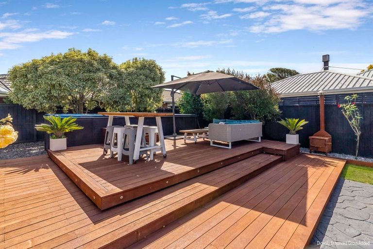 Photo of property in 53 Broadhaven Avenue, Parklands, Christchurch, 8083