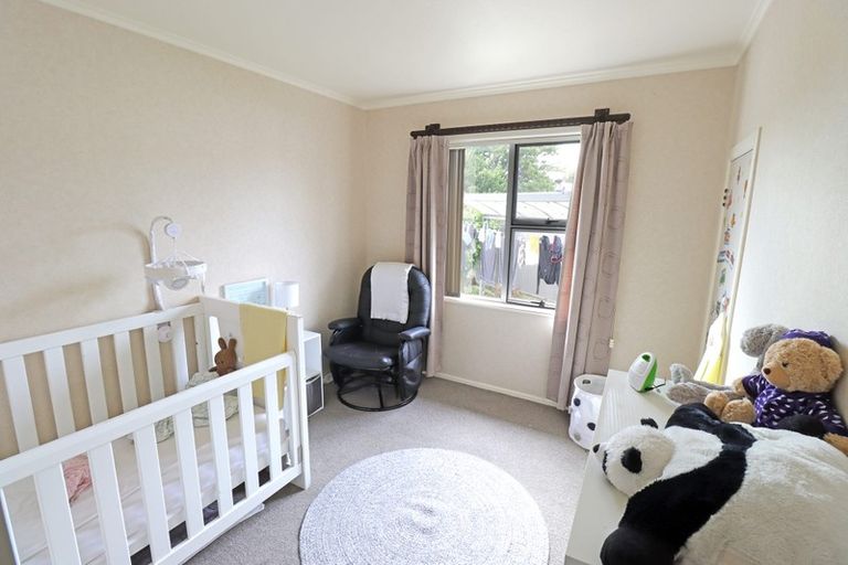 Photo of property in 9 Waterloo Crescent, Hokowhitu, Palmerston North, 4410