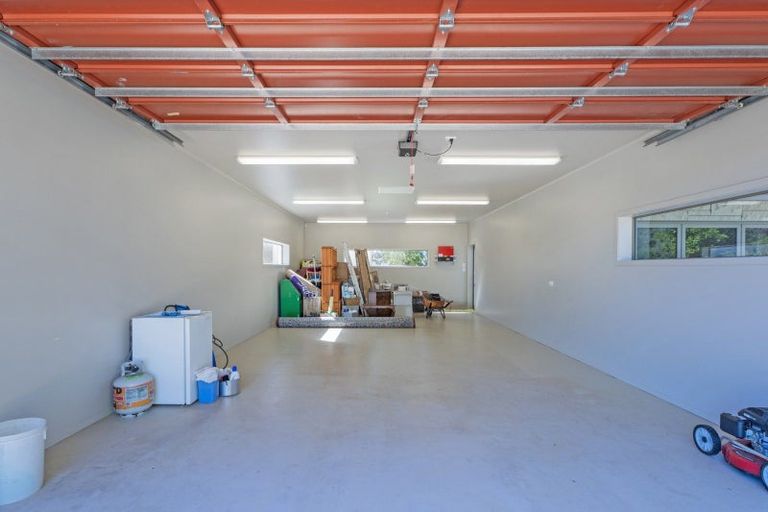 Photo of property in 79 Robinson Road, Whitianga, 3510