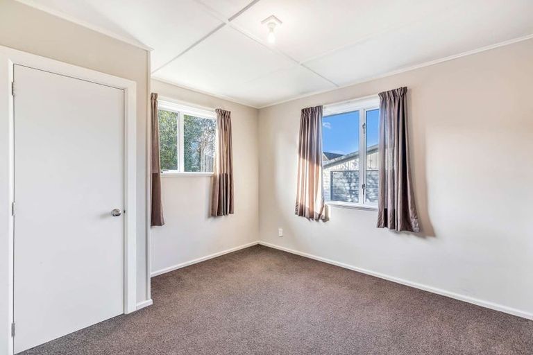 Photo of property in 24 Orontes Street, Shirley, Christchurch, 8013