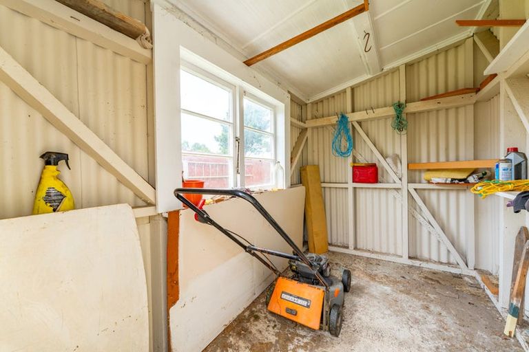 Photo of property in 5 Edward Street, Waimate, 7924