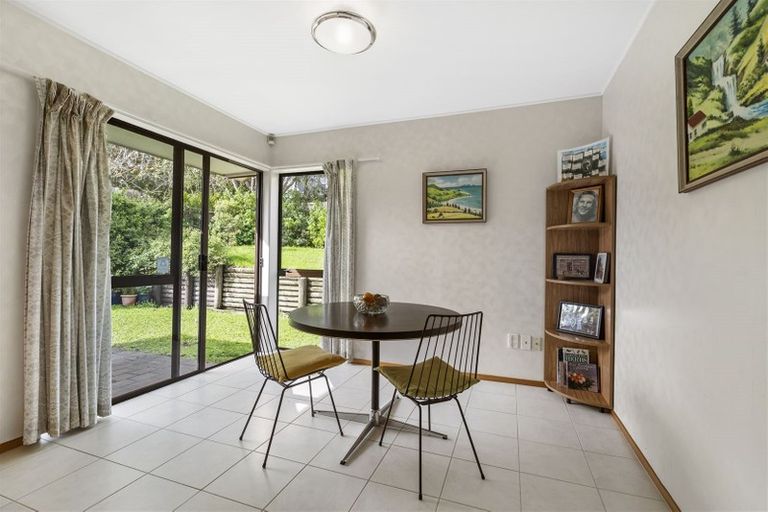 Photo of property in 10 Meadowland Drive, Somerville, Auckland, 2014