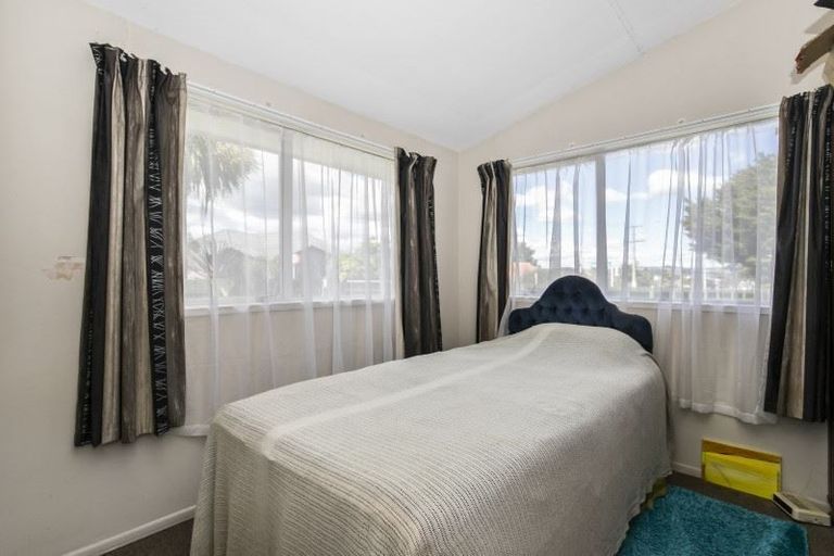 Photo of property in 2/78 Porchester Road, Papakura, 2110