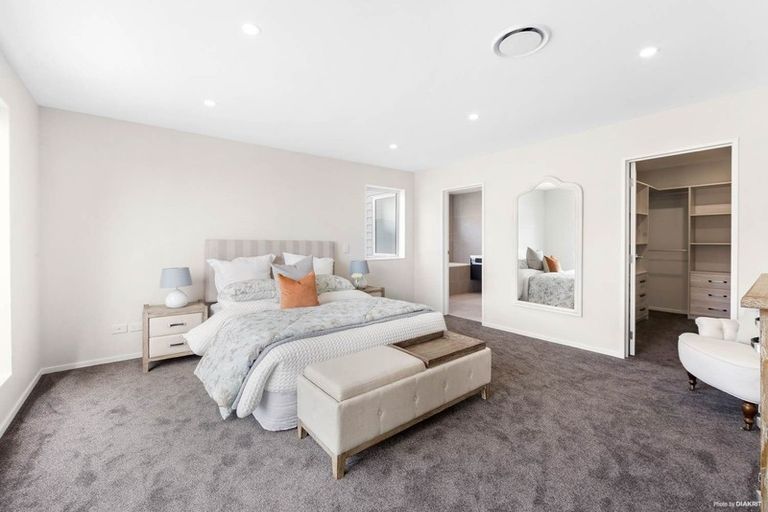 Photo of property in 9 Fern Court, Orewa, 0931