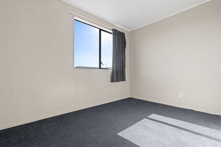 Photo of property in 4/1 Rebecca Rise, Weymouth, Auckland, 2103