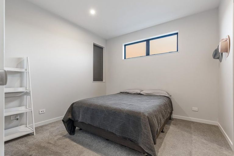 Photo of property in 102 Tarapuka Road, Westgate, Auckland, 0814