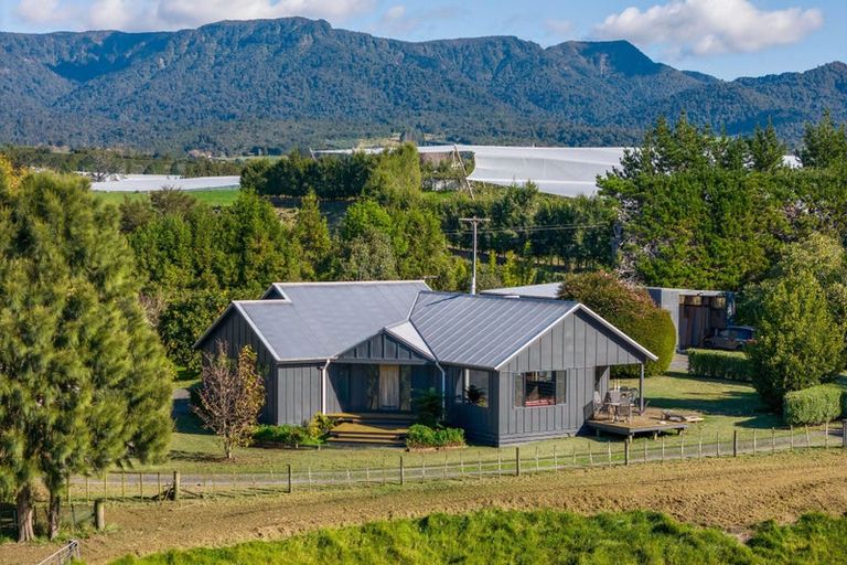 Photo of property in 30 Pine Ridge Lane, Aongatete, Katikati, 3181