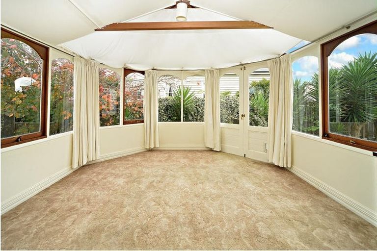 Photo of property in 3/15 Railway Street West, Papakura, 2110