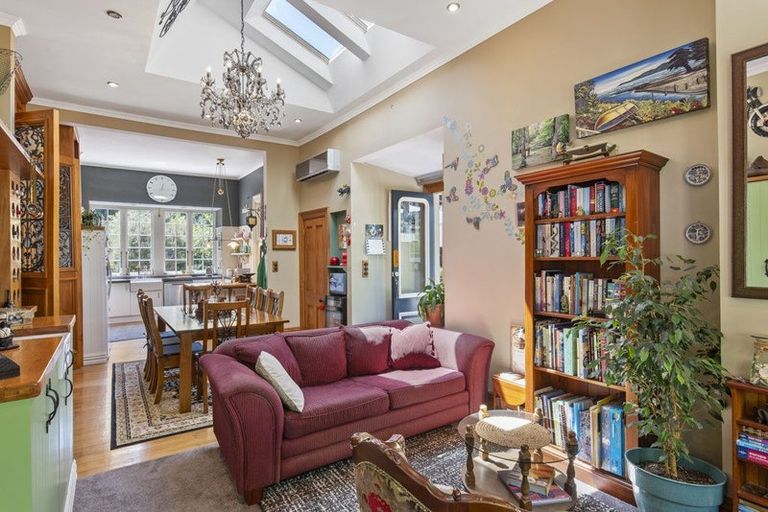 Photo of property in 16 Rata Road, Raumati Beach, Paraparaumu, 5032